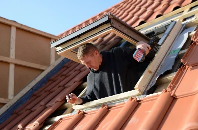 Pose de fenêtres de toit Velux à Lachalade